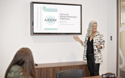 Thinking About Hypnotherapy Training But Not Sure If It’s Right for You?